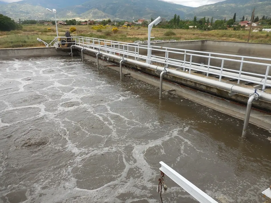 مزایای بازچرخانی و استفاده مجدد از پساب در صنایع کاشی
